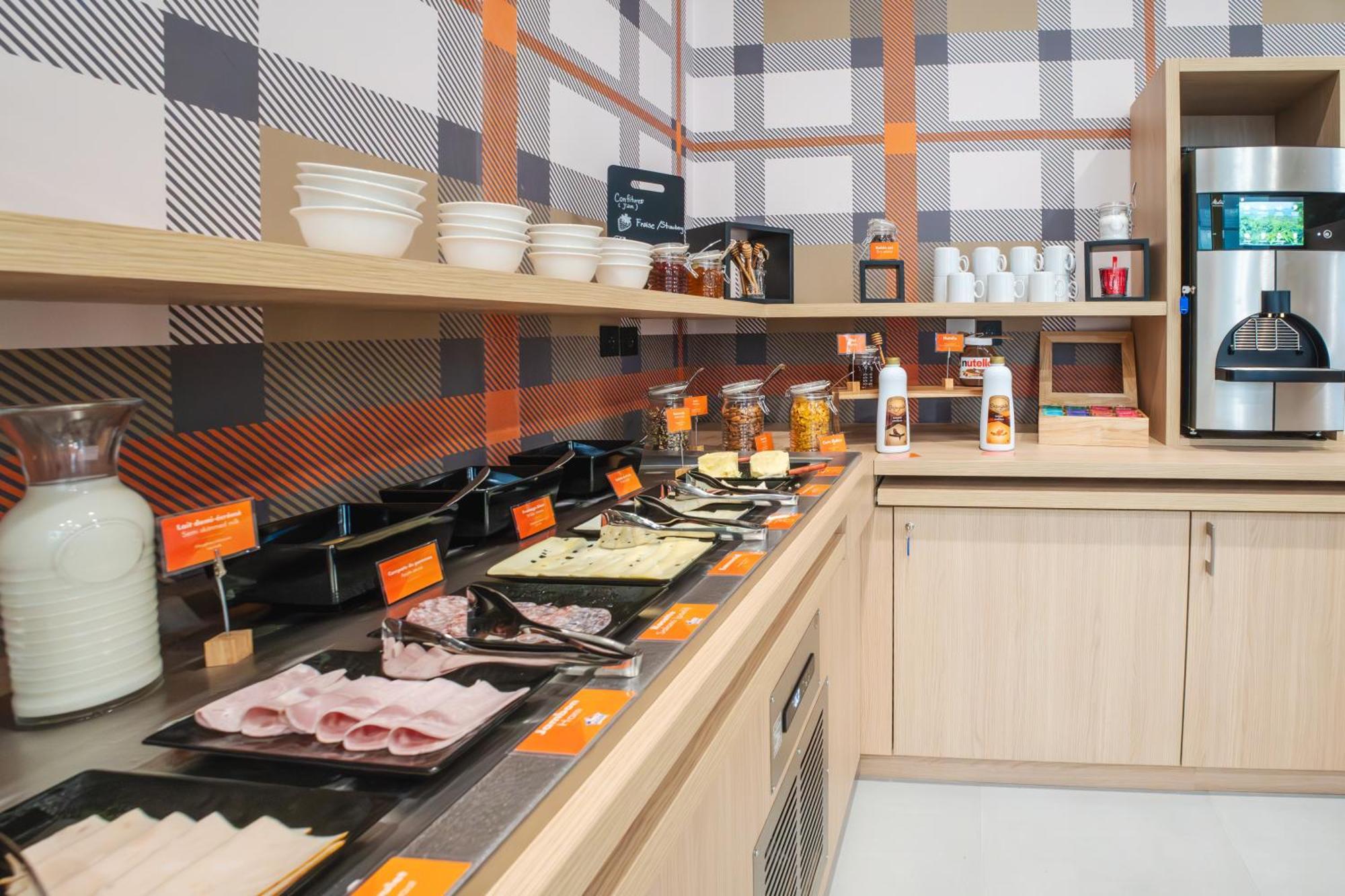 Easyhotel Marseille Euromed Kültér fotó